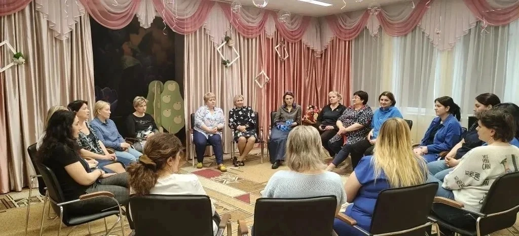 🧩 Учимся помогать правильно  2 апреля в дошкольном отделении «Золотой ключик» прошёл не просто семин