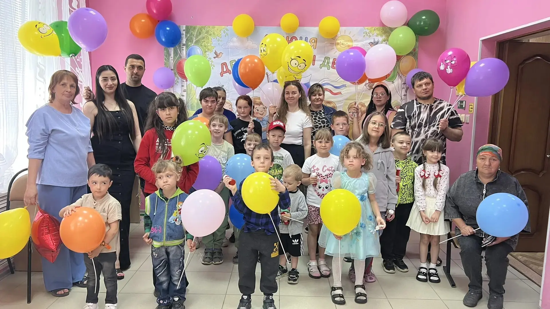 1 июня в Международный день защиты детей в отделении психолого-педагогической помощи ГБ...
