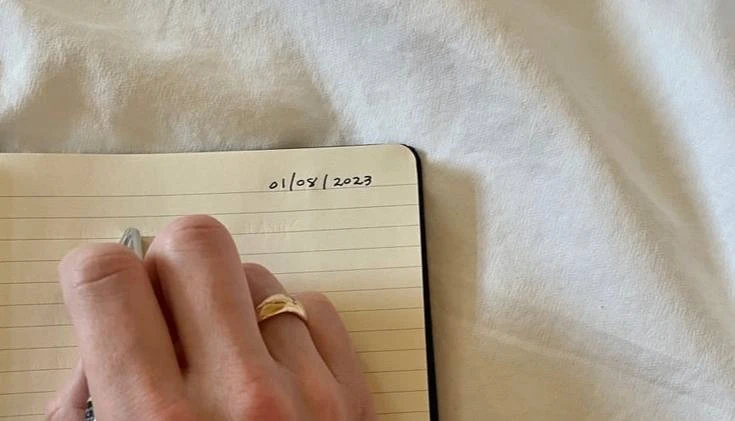 💌 Практика «Мои сильные качества»
— Иногда мы забываем, что у нас уже есть кучу крутых навыков и че