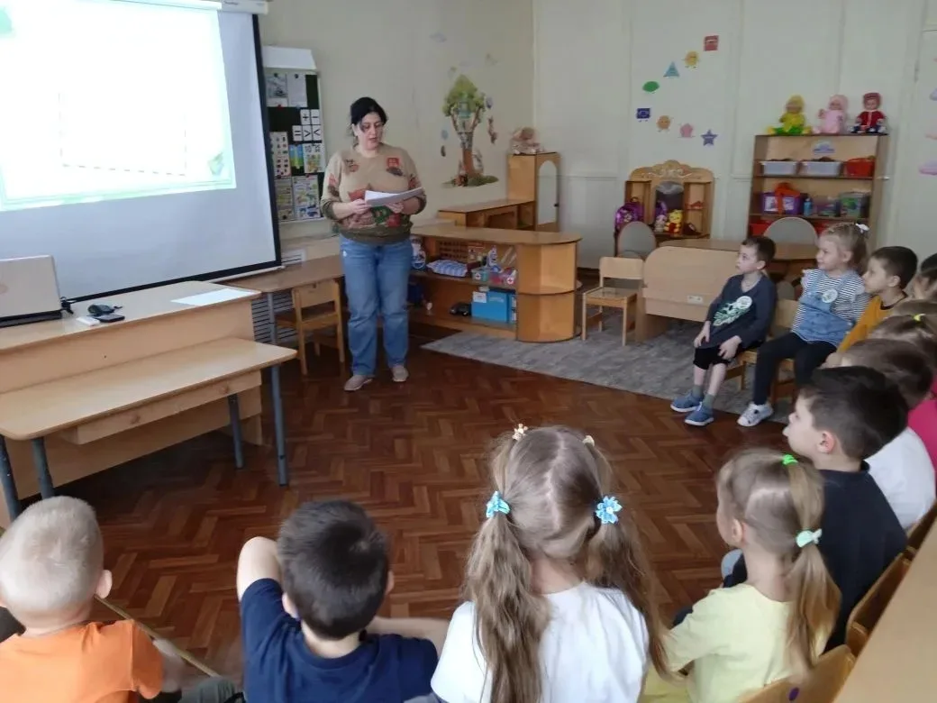 В рамках "Дня Эколят" в старших логопедических группах № 6 и 8 ( д/с № 28) прошло увлекательное и по