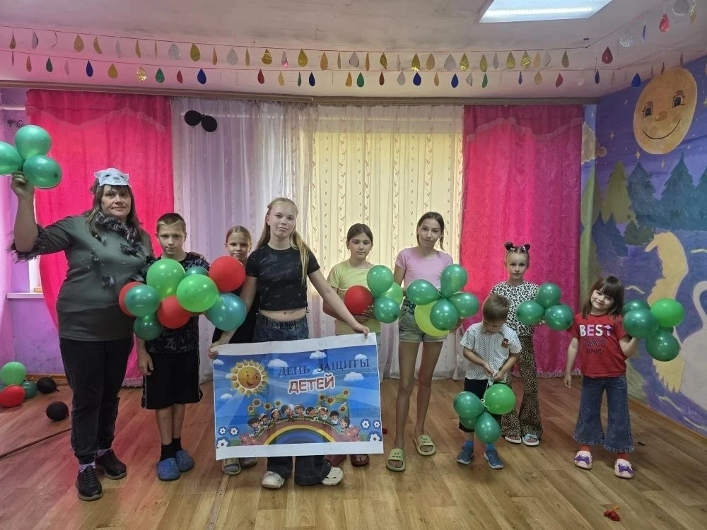 В районной библиотеке и библиотеках района совместно с Домами культуры  ярко и весело п...
