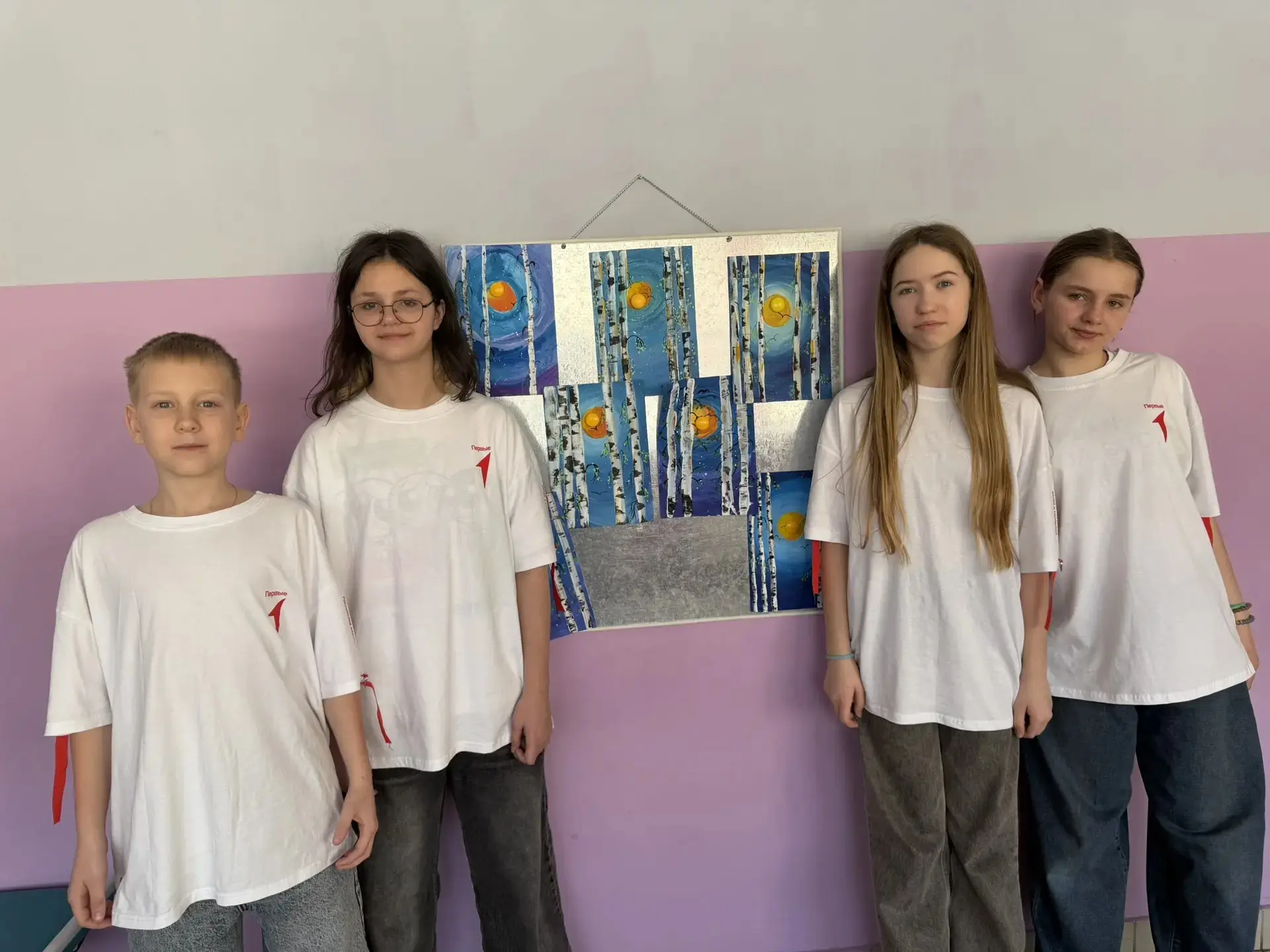 🏫 В нашей Школе прошли тематические мастер‑классы, приуроченные ко Дню воссоединения Крыма с Россией