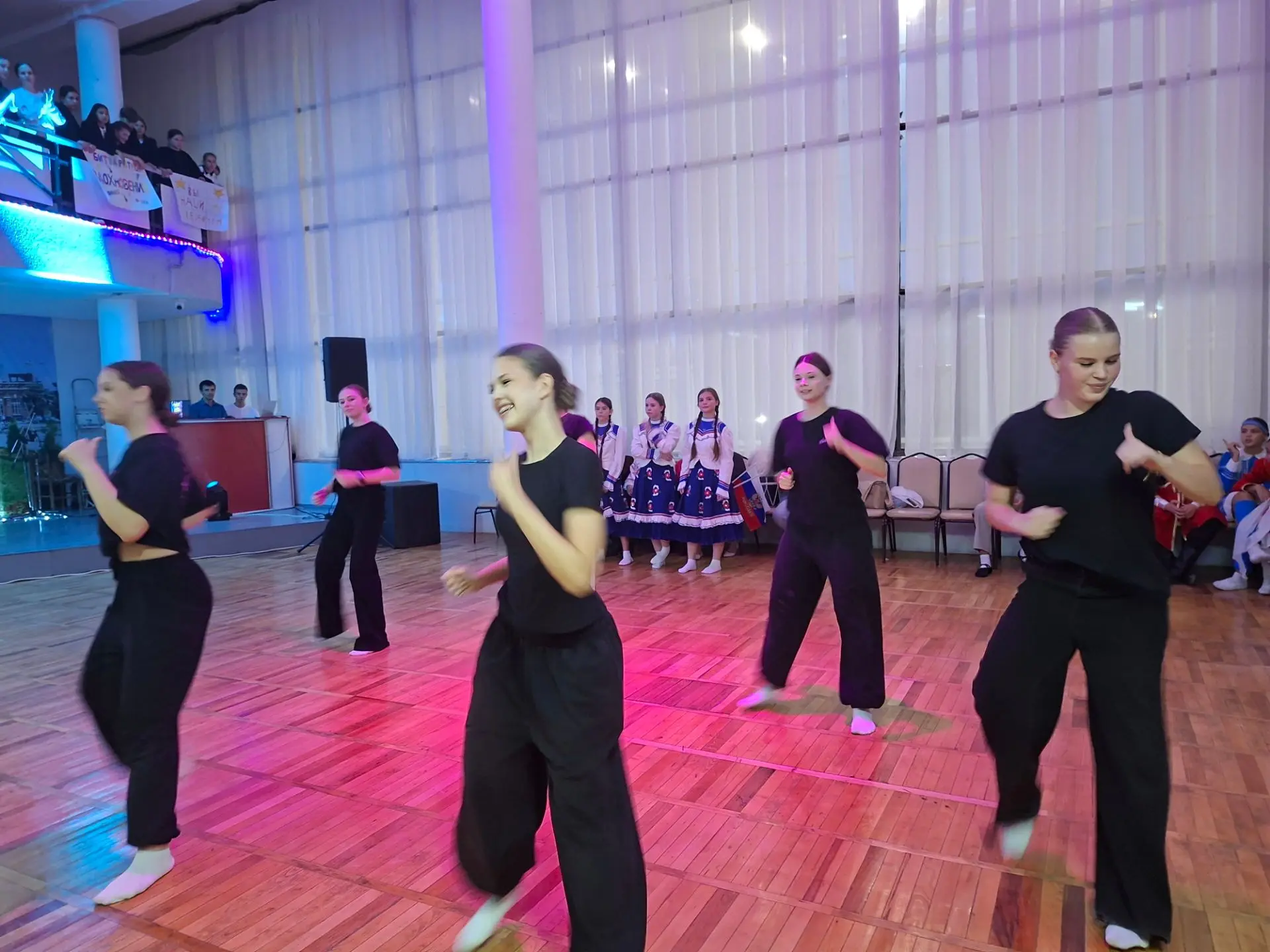 🎶 «Битва ритмов» в Районном дворце культуры города Кропоткин — и наша школа была на вы...