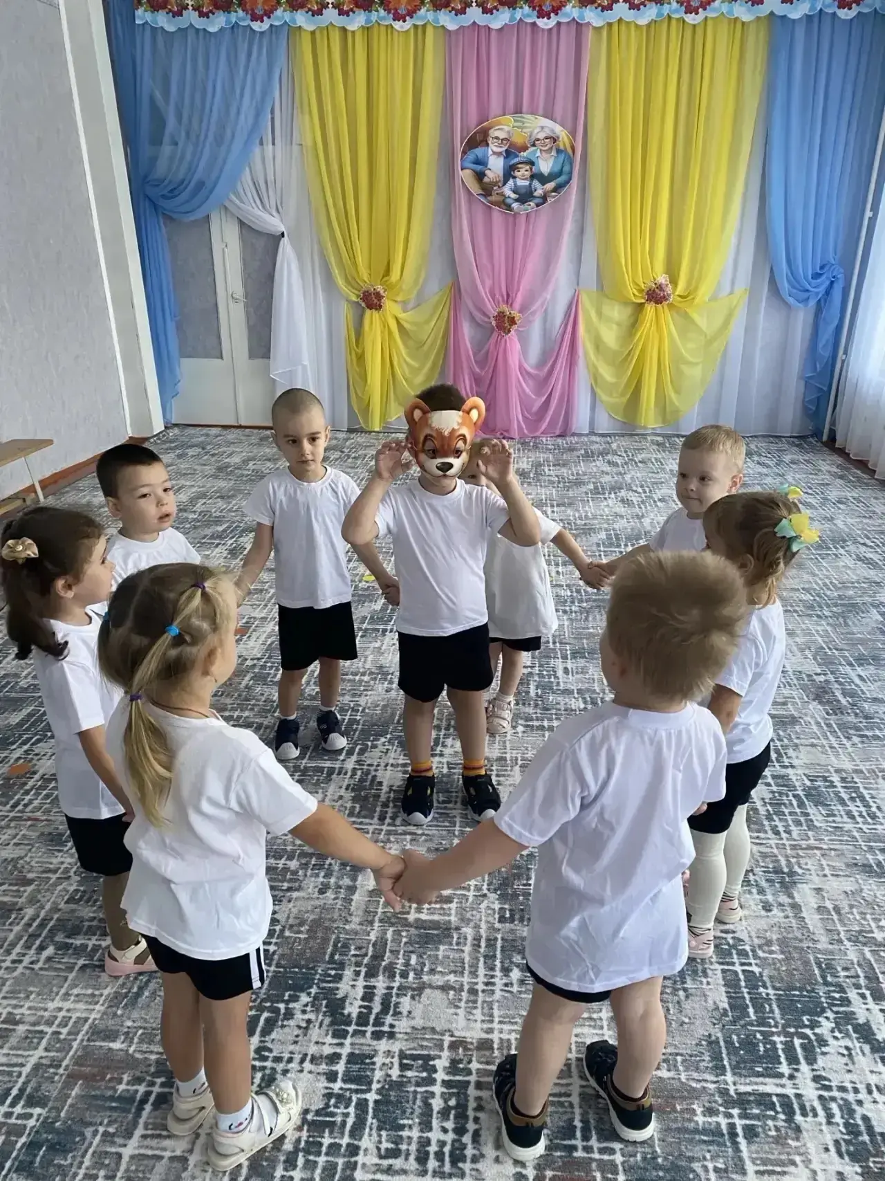«С физкультурой мы дружны, нам болезни не страшны!»