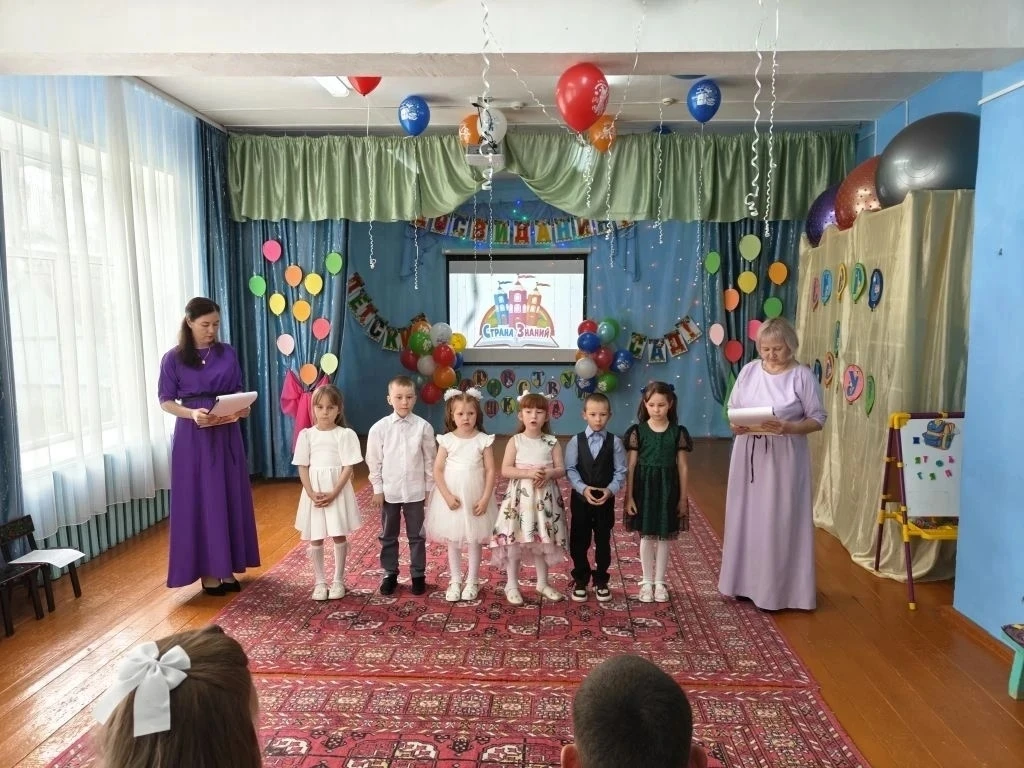 Выпускной в детском саду — это мероприятие, которое символизирует прощание детей с детс...
