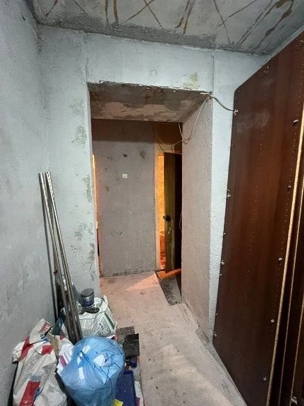 Житель дома на Малой Филевской, 14к1 пожаловался в Мосжилинспекцию на затянувшийся ремо...