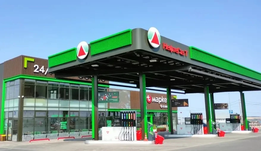 На АЗС НефтеГазТ требуется Сторож. - З/п 2500-3000 рублей смена, выплата 2 раза в месяц. - График см