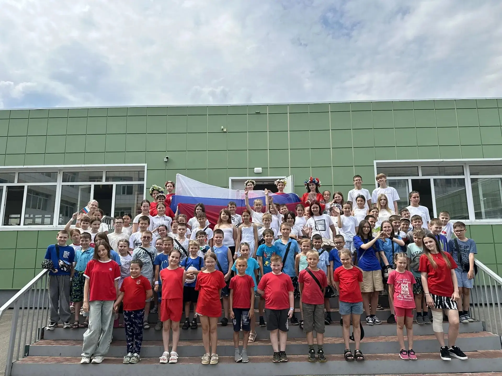 День России в «Созвездии детства»: Праздник единства и гордости!
Накануне Дня России наш школьный ла