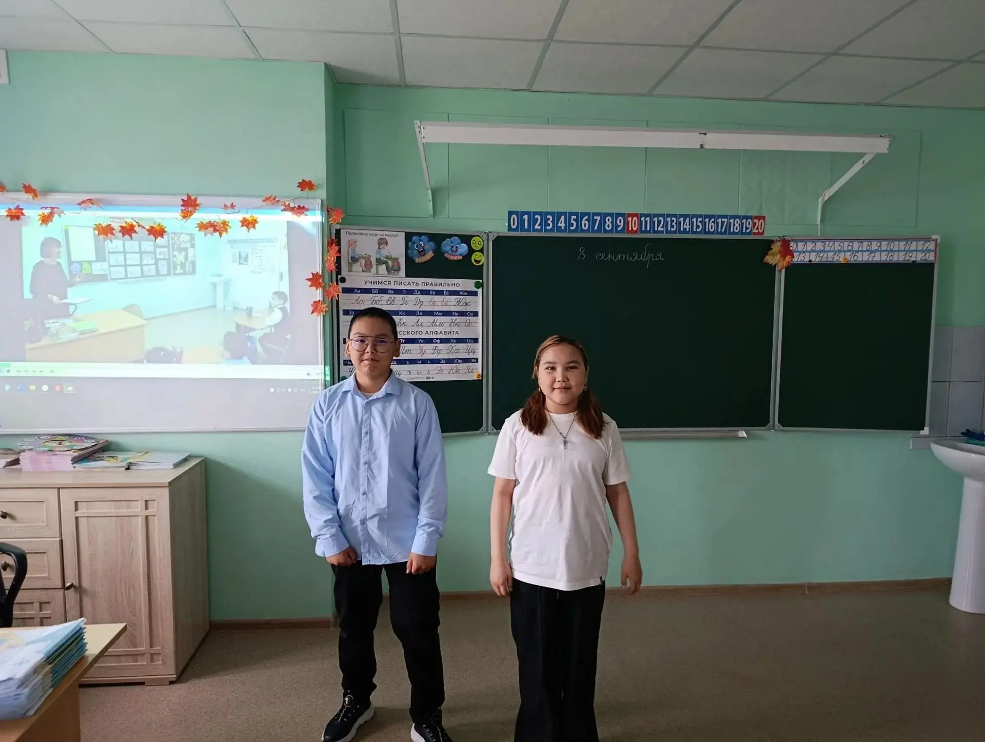 🎭 Волшебный мир сказок и языков! 🎭