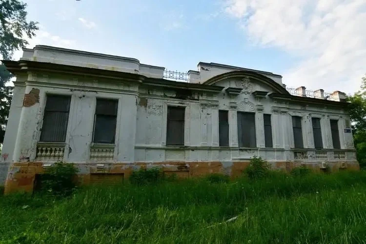 🏛 Усадьбу Стахеевых в Татарстане хотят продать за 1 рубль