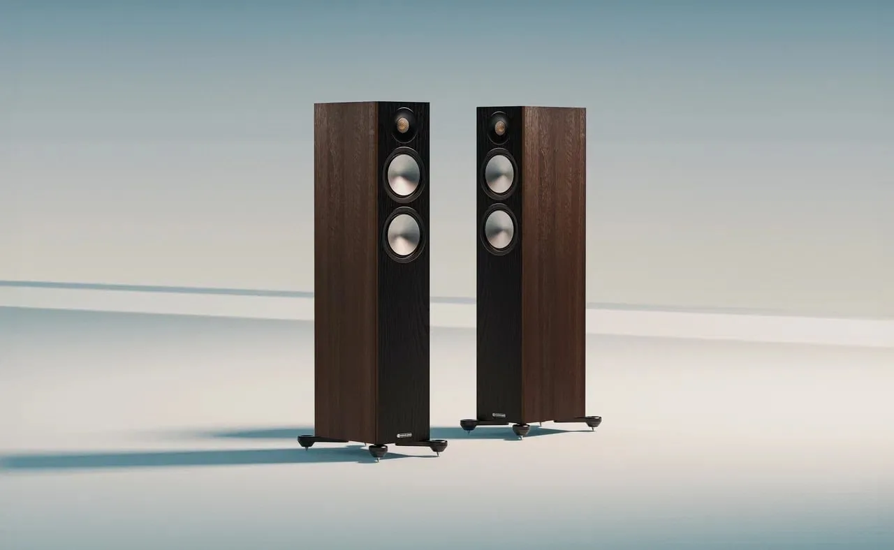 Новейшая 7G линейка Bronze самых популярных и массовых Monitor Audio получилась очень м...