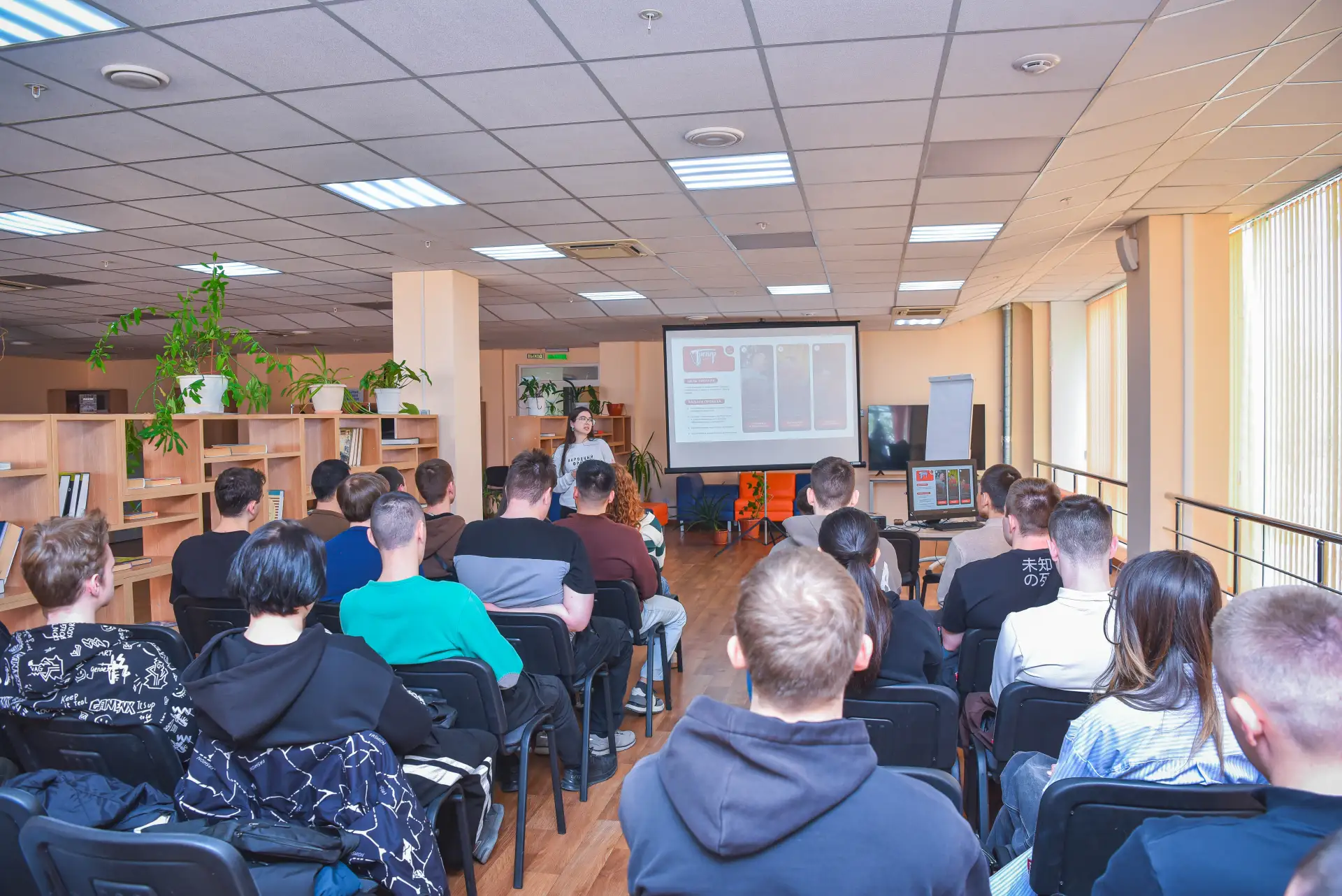 Проекты «Народного фронта» – возможности для молодёжи ⠀ ⠀ Двадцать девятого апреля состоялась встреч