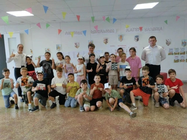 В рамках работы летнего пришкольного лагеря «Улыбка» ГБОУ «СШ № 8 г. о. Мариуполь» для наших воспита