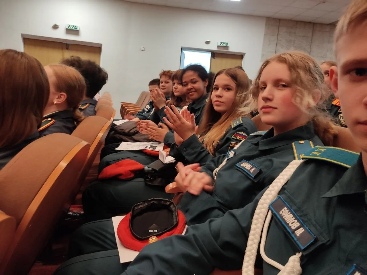 🧑🏻‍🎓👩🏻‍🎓КАДЕТЫ 6К НА БЛАГОТВОРИТЕЛЬНОМ КОНЦЕРТЕ АЛЕКСАНДРА РОЗЕНБАУМА  🗓️ 19 мая обучающиеся 6К каде