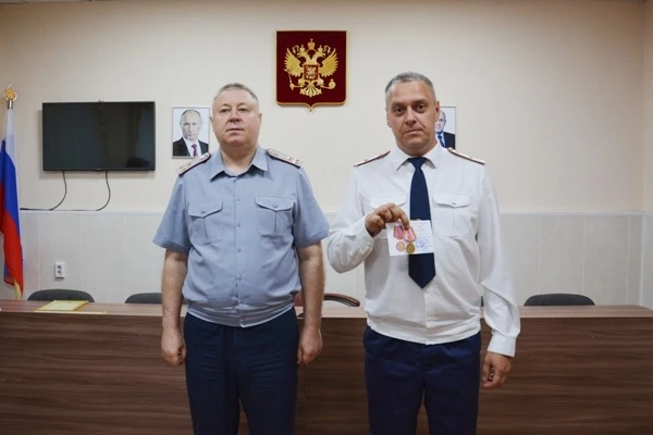 ✔️СОТРУДНИКАМ УФСИН РОССИИ ПО КУРГАНСКОЙ ОБЛАСТИ ВРУЧИЛИ ВЕДОМСТВЕННЫЕ НАГРАДЫ

🤝Начальник УФСИН Ро