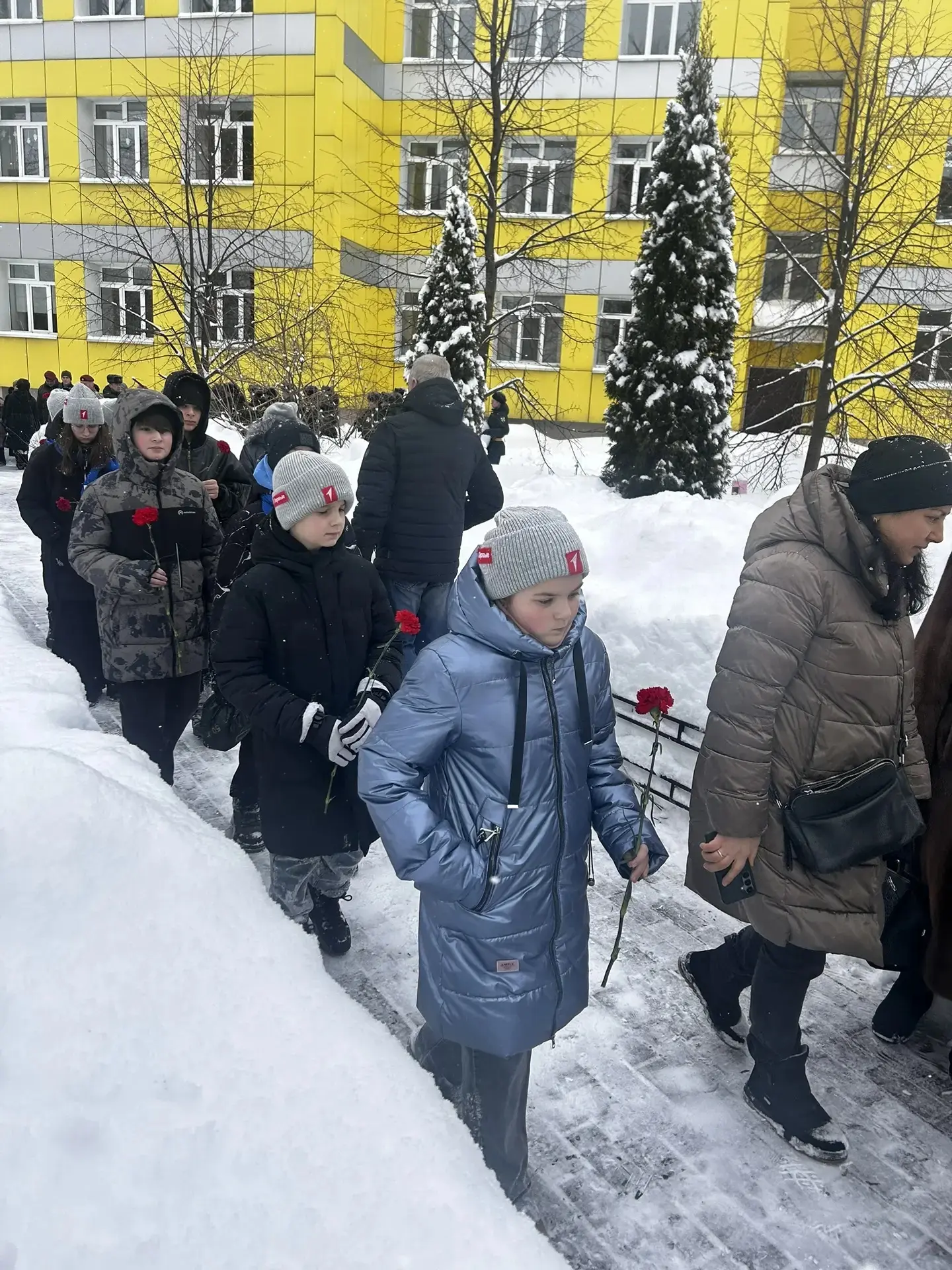Память, которая не угасает...  Сегодня, 25 февраля, в МАОУ «Школа №16» прошел митинг, посвященный во