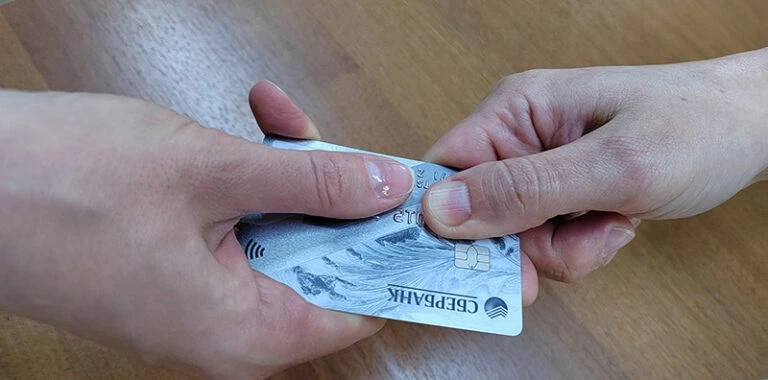 В интернете обманули продавца мотора. 
 
54-летняя жительница Рыбинска решила заработать, продав авт