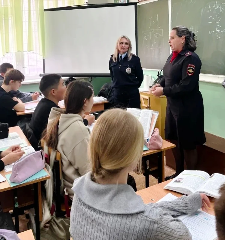📢 Профилактика и безопасность: важная встреча для школьников Ахтубинского района  В ахтубинской СОШ 