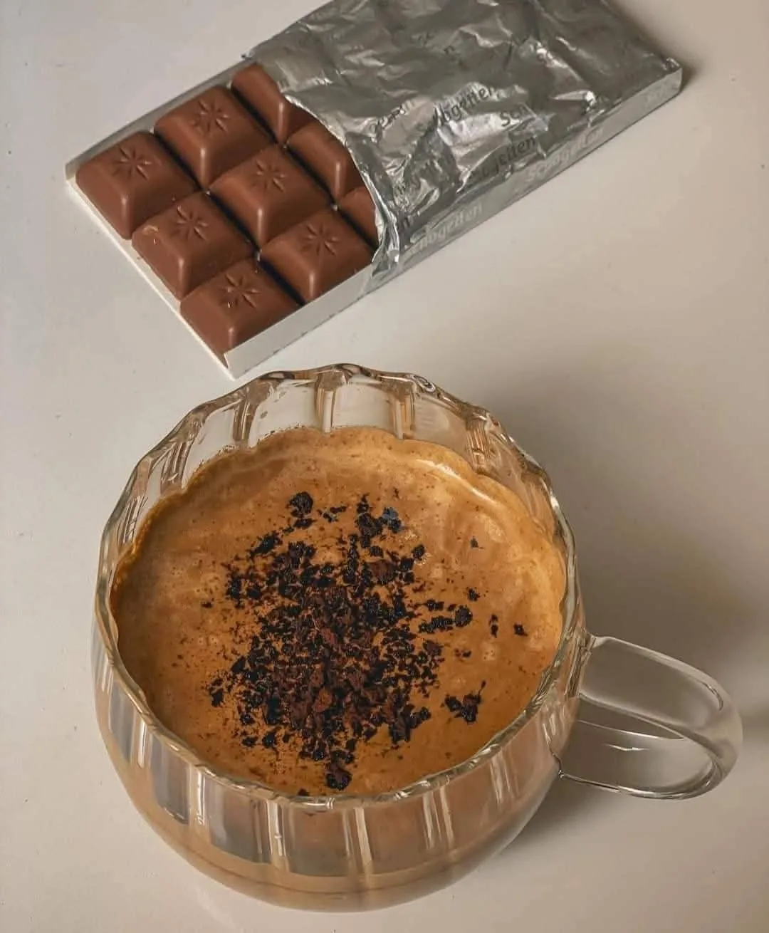 За деньги нельзя купить счастье. Но на них можно купить кофе, а это почти то же самое.