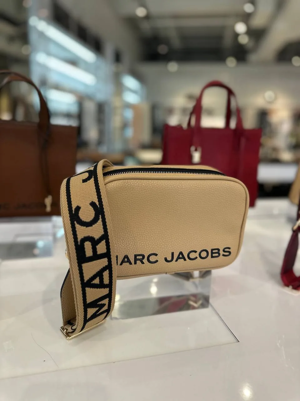 Marc Jacobs 🇺🇸