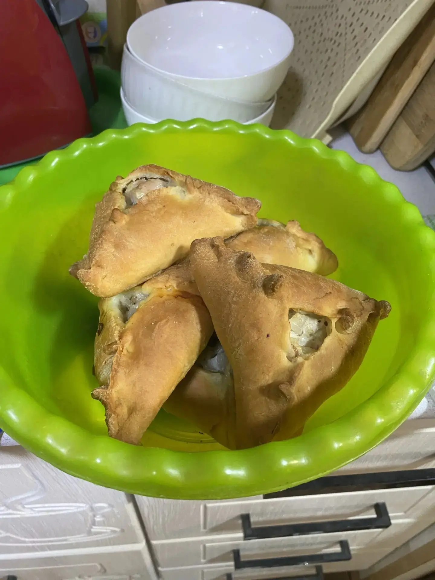 Что за день)) Папа испёк эчпочмаки)) приглашает на чай ☕️