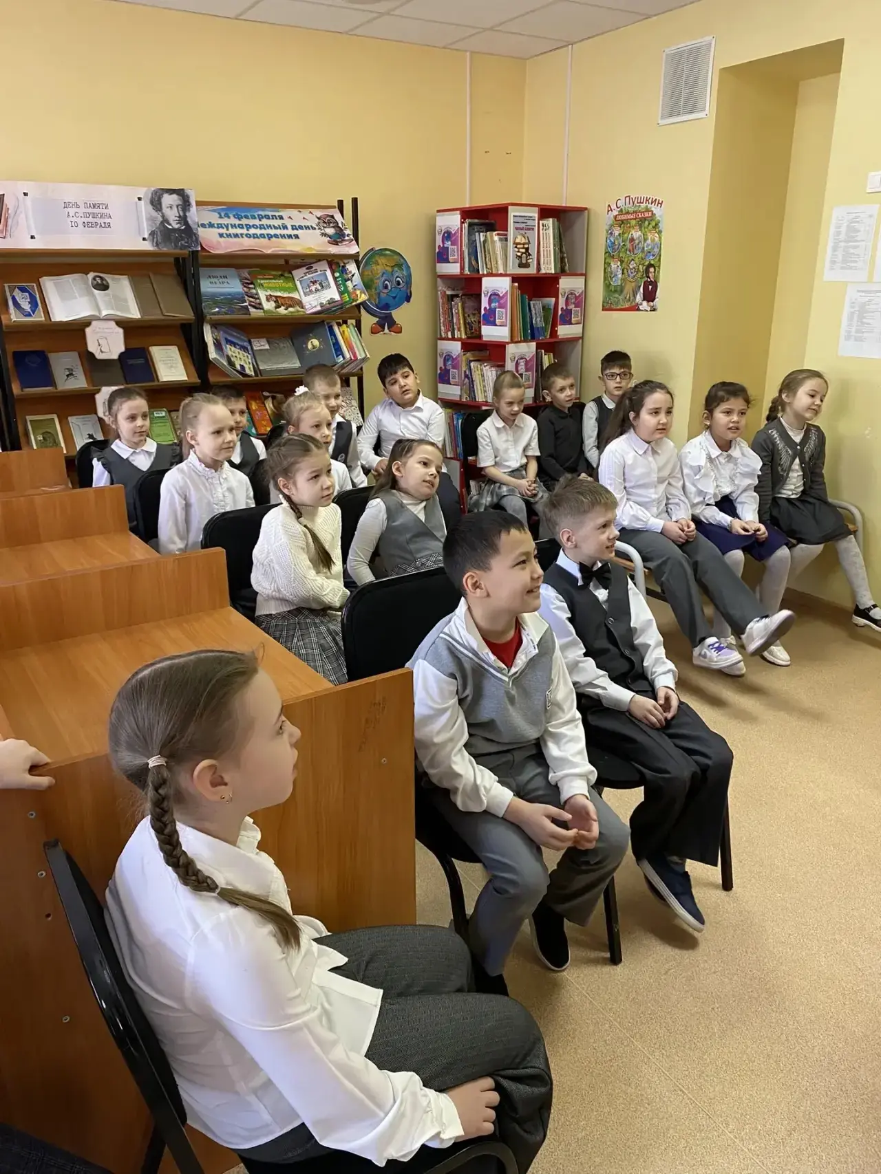 📚Первое знакомство с книжным домом!   🎒26 февраля в нашей библиотеке было особенно многолюдно и весе