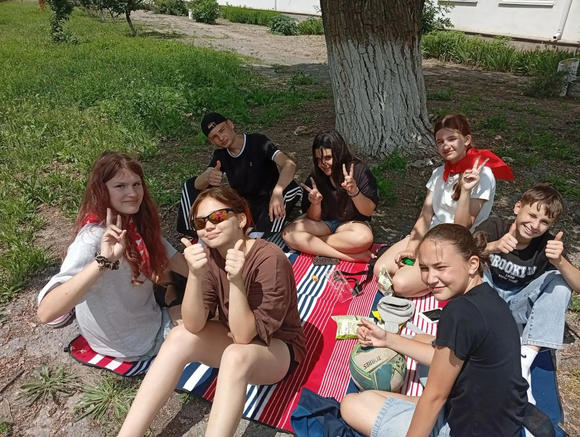 17 июня в лагере "Солнышко" организован туристический слёт, дождливая погода немного испортила планы