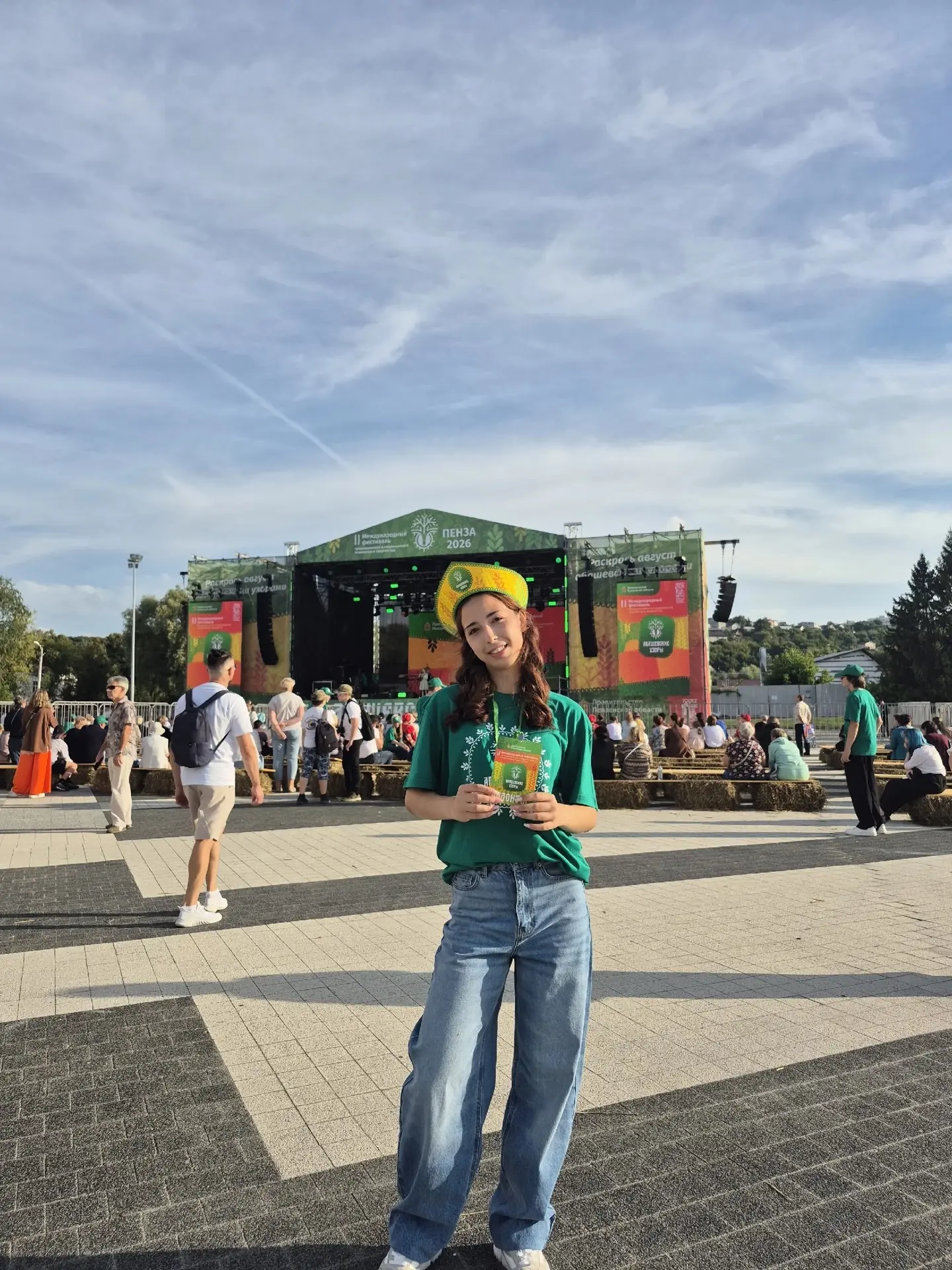 🎉 Наша студентка в эпицентре культурного праздника! 🌟