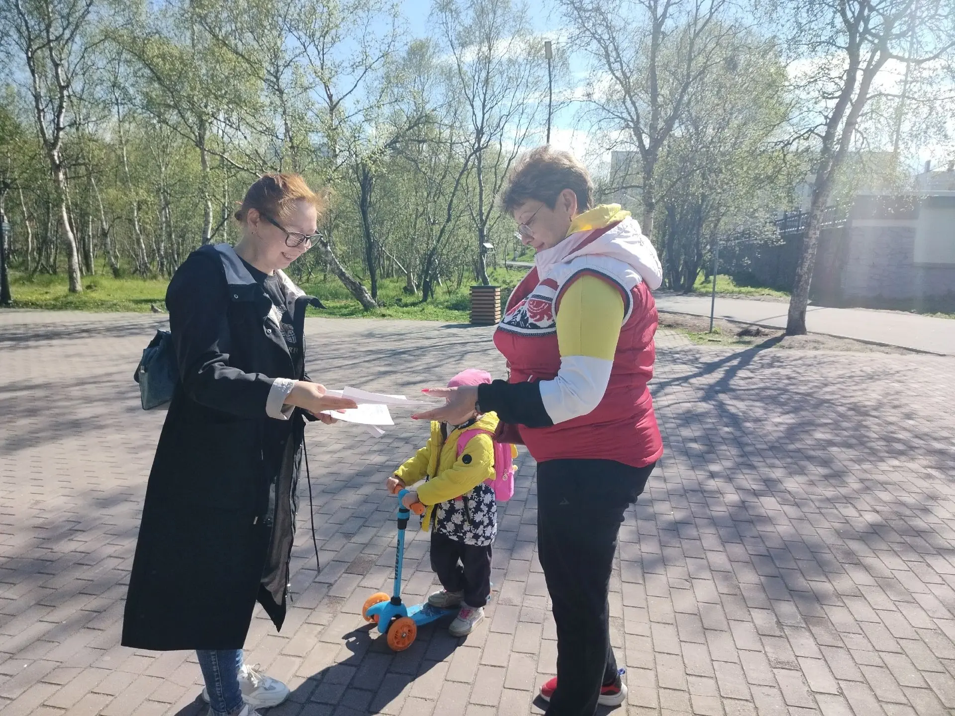 📕Сотрудники пространства «Сопки. Семья» и Североморской городской библиотеки № 2 провели для жителей