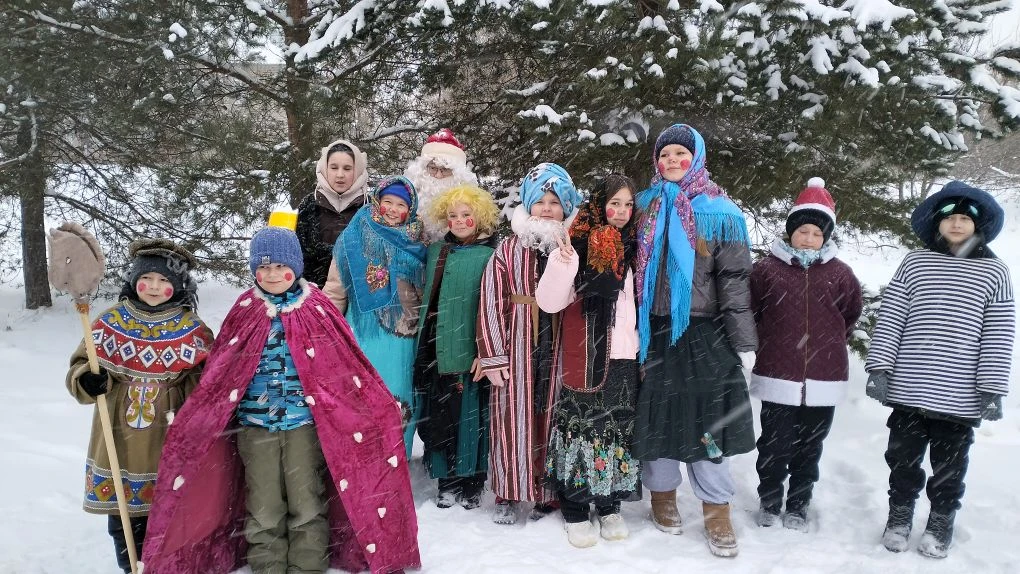 Сегодня в нашей деревне прошли традиционные колядки, и мы с радостью делимся впечатлени...
