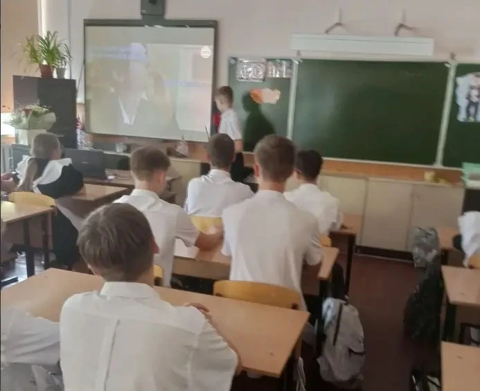 ❗❗❗Взгляд в будущее: как прошло первое занятие «Россия - мои горизонты» в МБОУ СОШ № 7