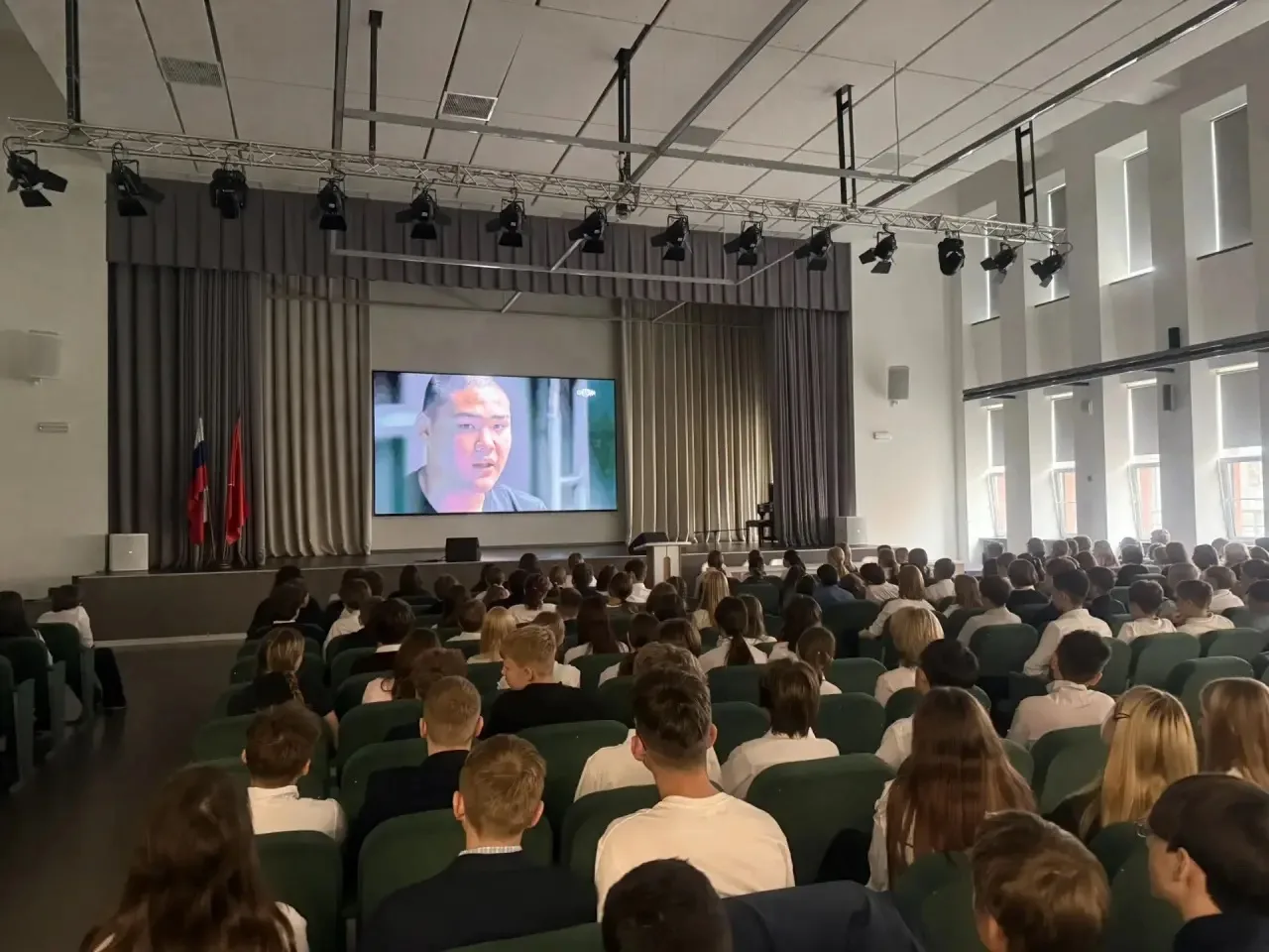 🇷🇺В рамках профилактики идеологии экстремизма и терроризма в нашей школе состоялся пр...