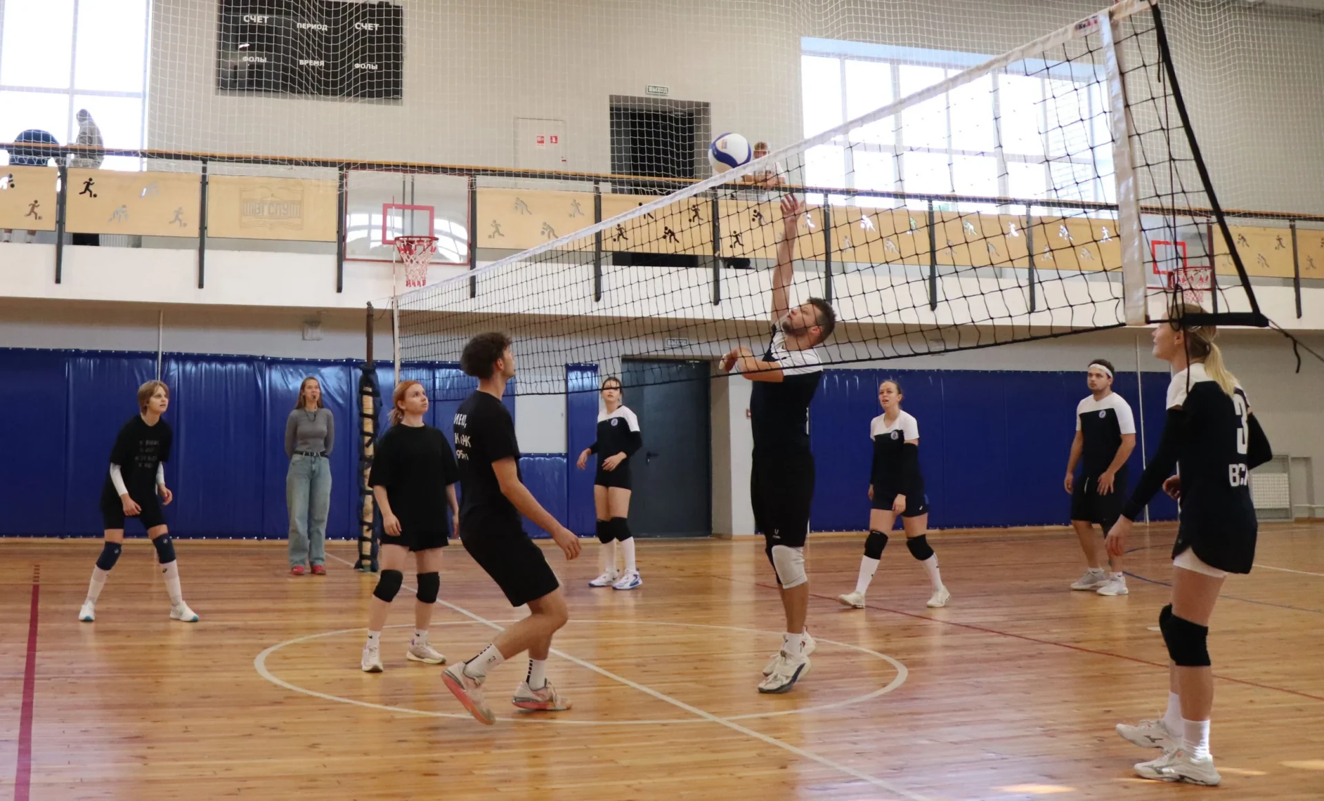 🏐ВГСПУ проводит кубок по волейболу, посвященный 85-летию со дня рождения Валерия Ивано...