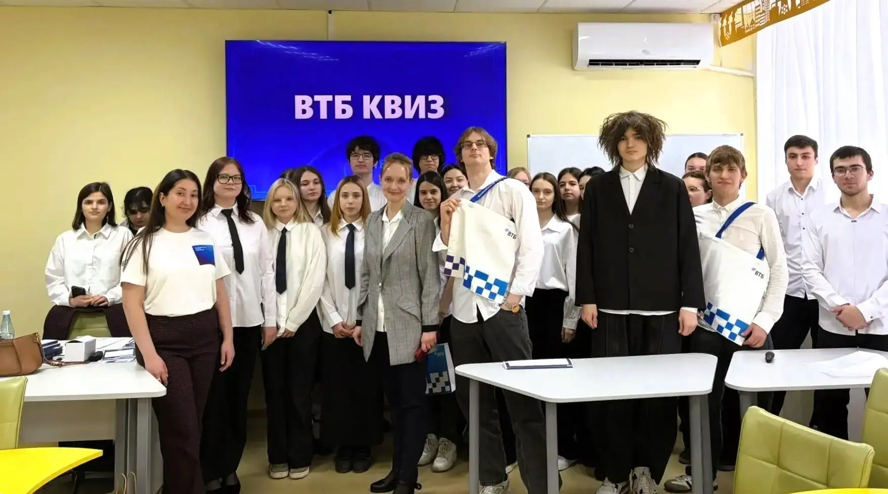 ✅15 мая Банк ВТБ (г. Ростов-на-Дону) провел День карьеры для студентов 1-3 курсов техникума ВИТИ НИЯ