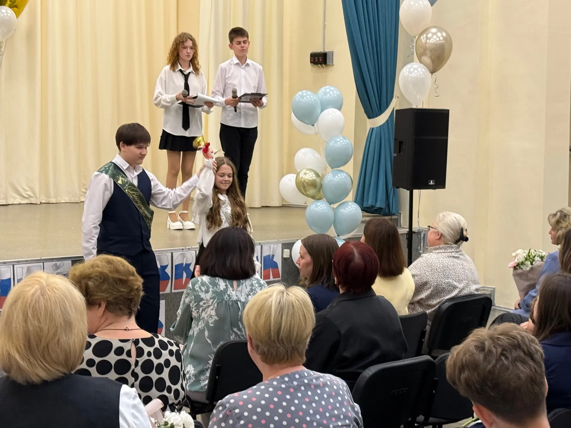 🔔 Последний звонок в Йошкар-Оле: более 4 тысяч выпускников 9-х и 11-х классов прощаются со школой!  