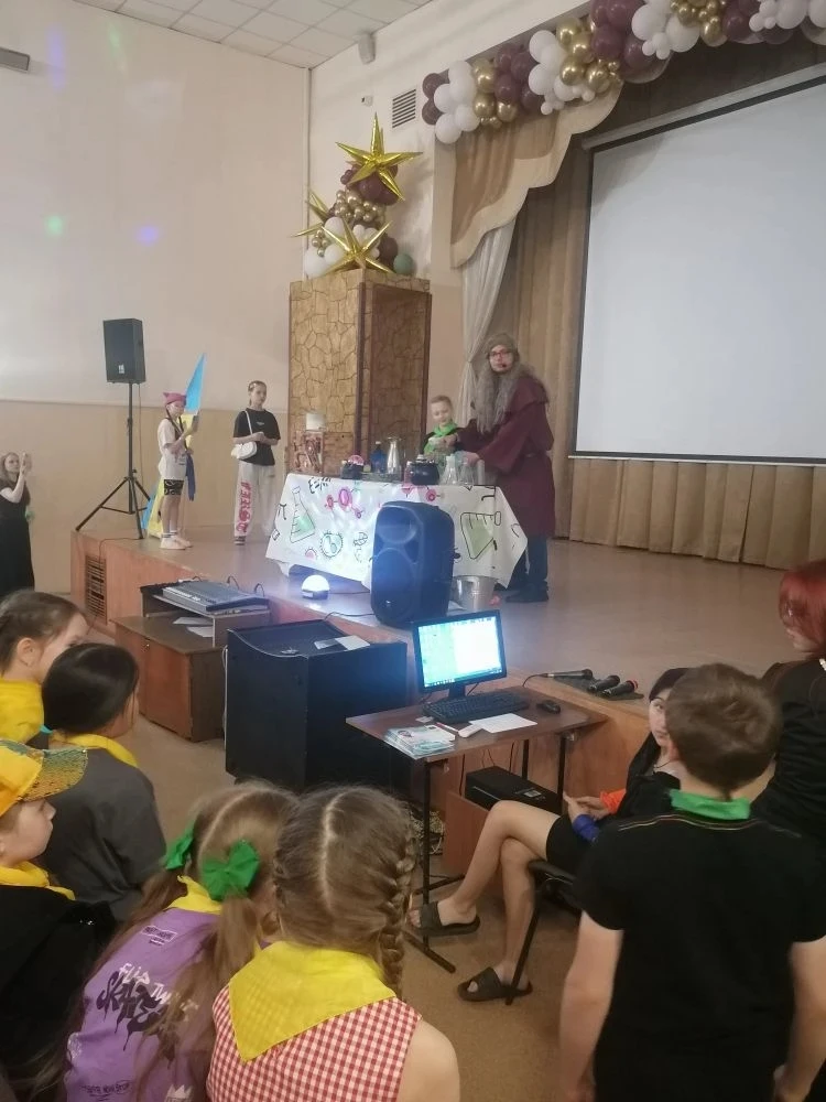 🌞 Дневник лагеря «Весёлый городок»: День 7-й — Екатеринбург наш!