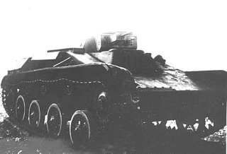 Сириус 55. Голоса памяти  На Бульваре Победы в Омске установлен легендарный танк Т-34-85 — символ му