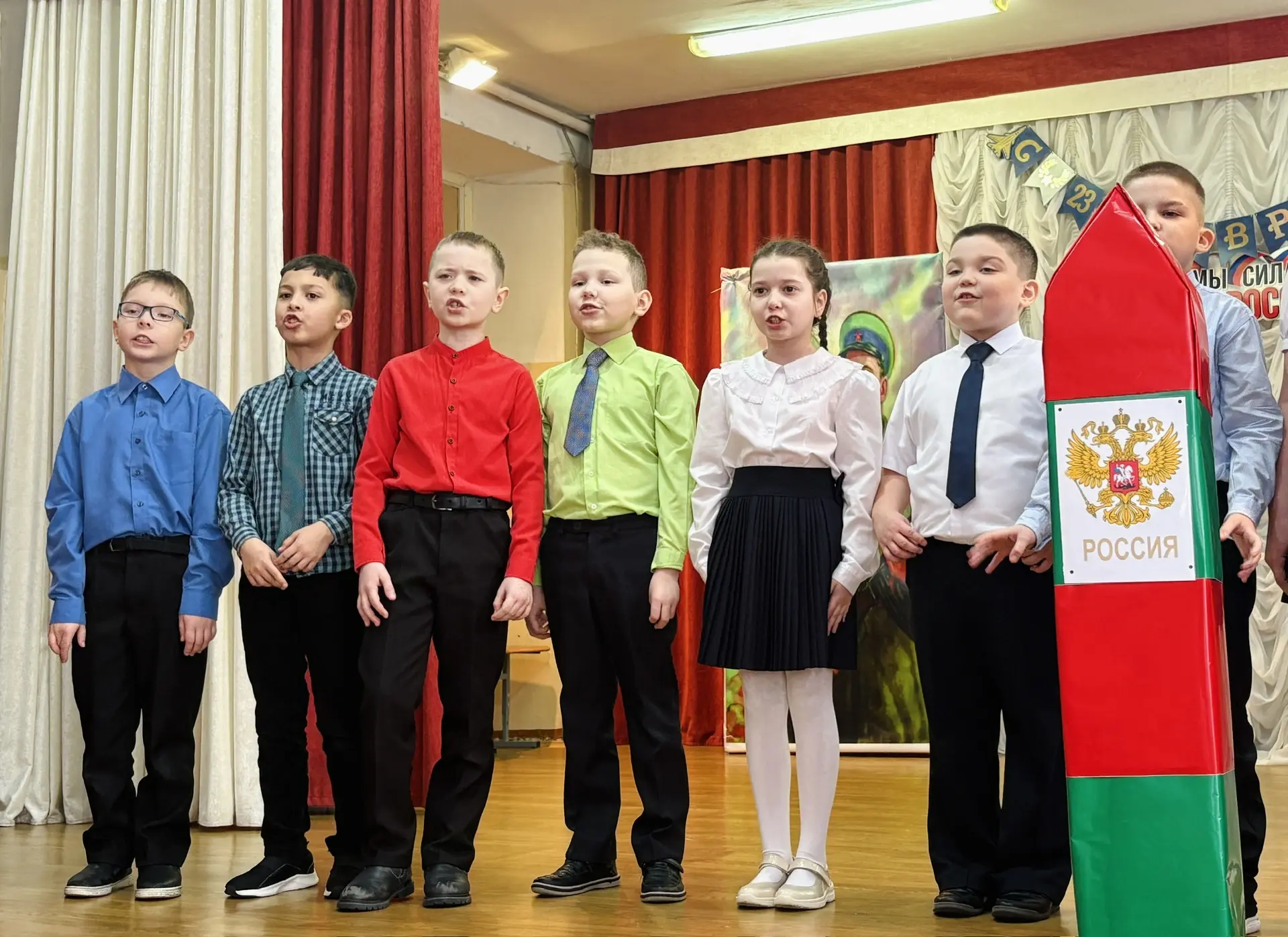 🔥 В рамках Дня родного языка и Дня защитника Отечества в лицее состоялись два значимых мероприятия: 