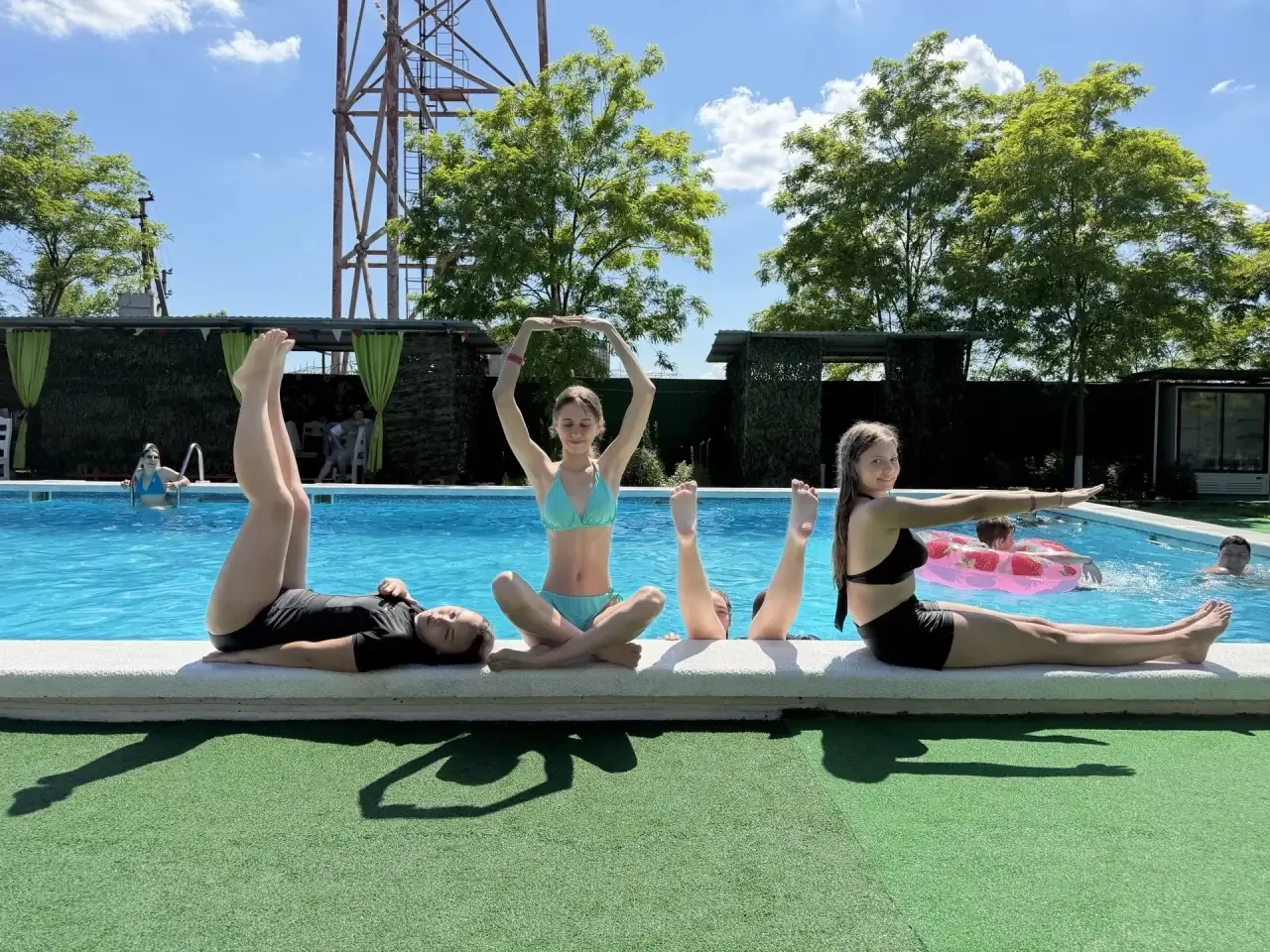 ☀️ЛЕТНИЕ КАНИКУЛЫ☀️

Летние каникулы — прекрасное время для отдыха, ярких впечатлений и общения с др