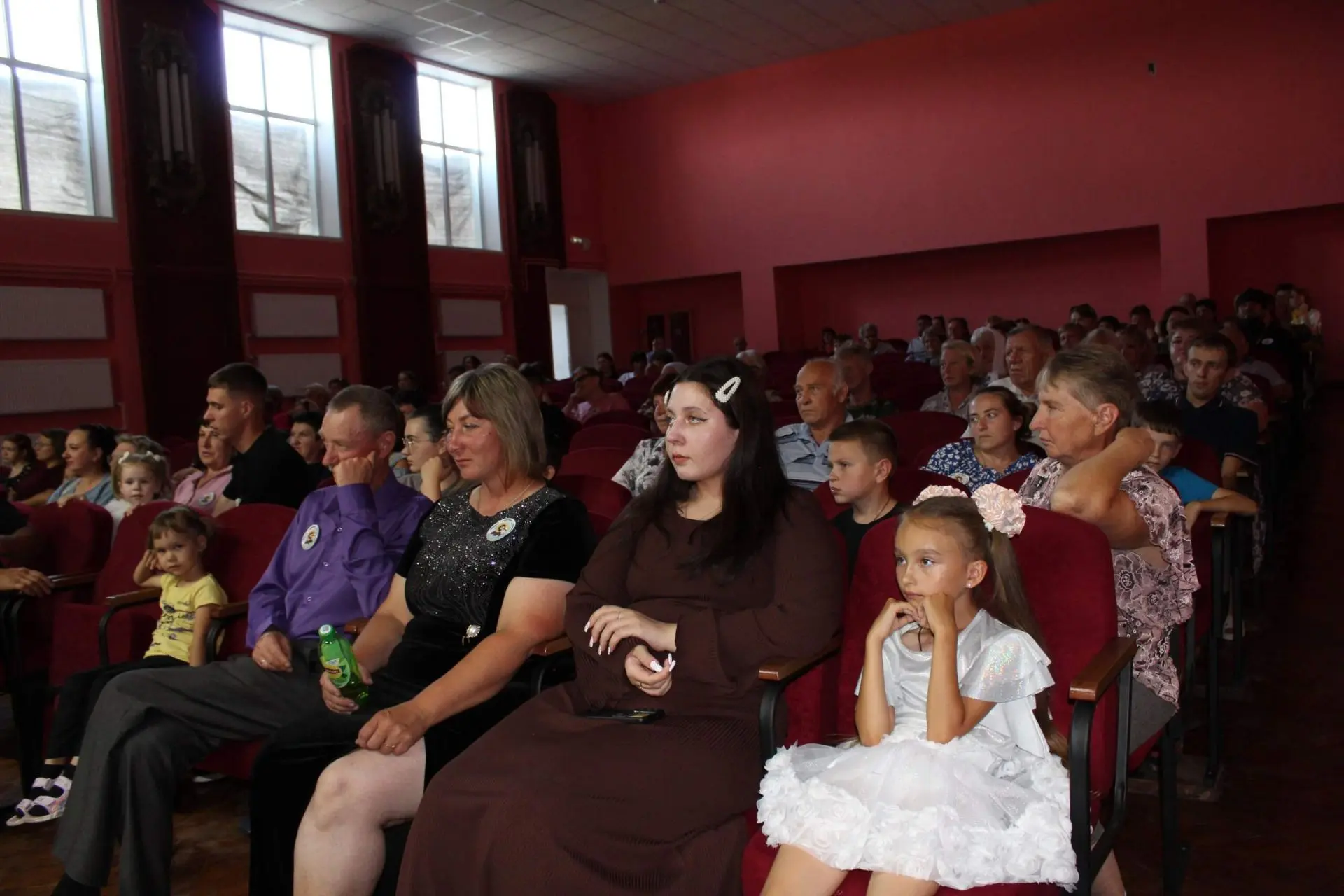 Наша ученица Влада Зайцева вместе со своими родителями и сестрой была приглашена на пра...