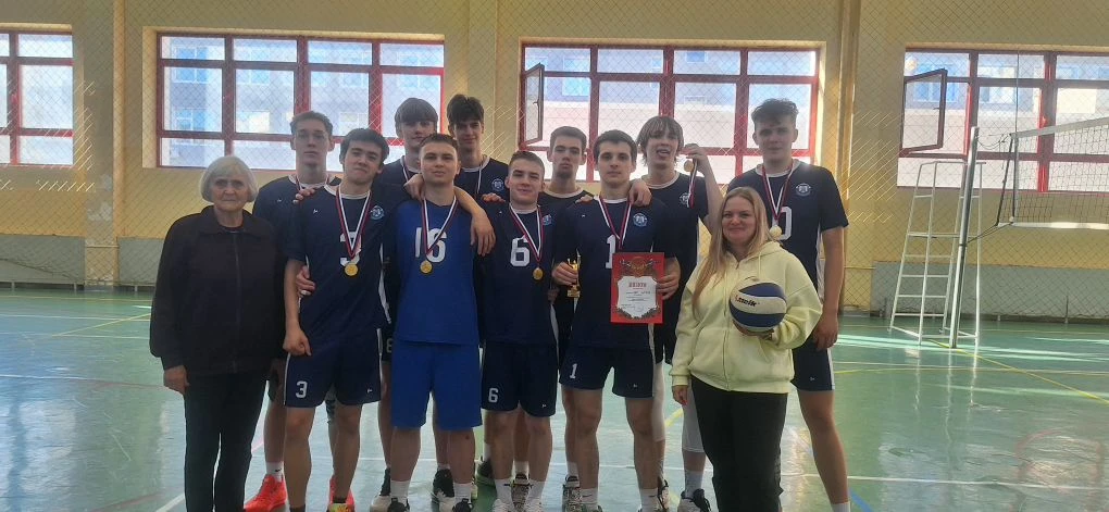 🏆24 марта прошли игры по волейболу 🏐 среди юношей СПО Железнодорожного района. Спортсмены продемонст