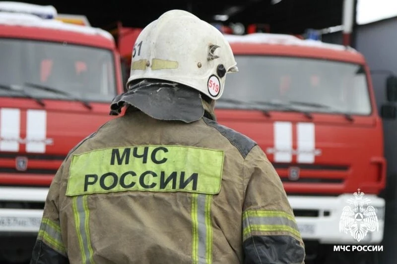 В Новосибирске мужчина погиб при ночном пожаре в гараже