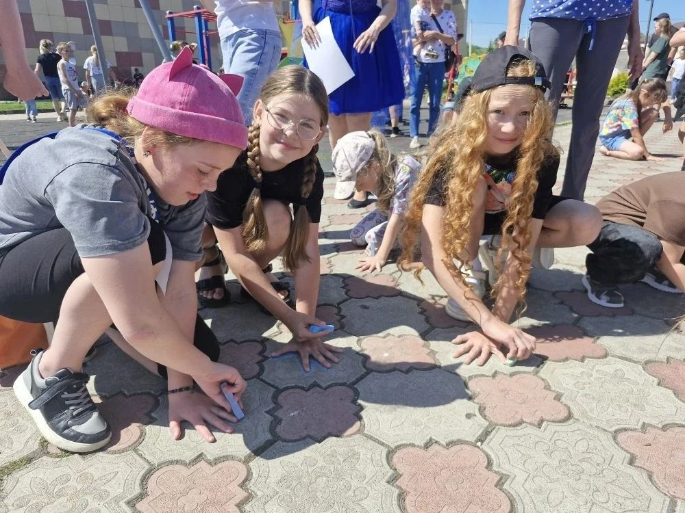 Дорогие дети, уважаемые родители и жители нашего района!