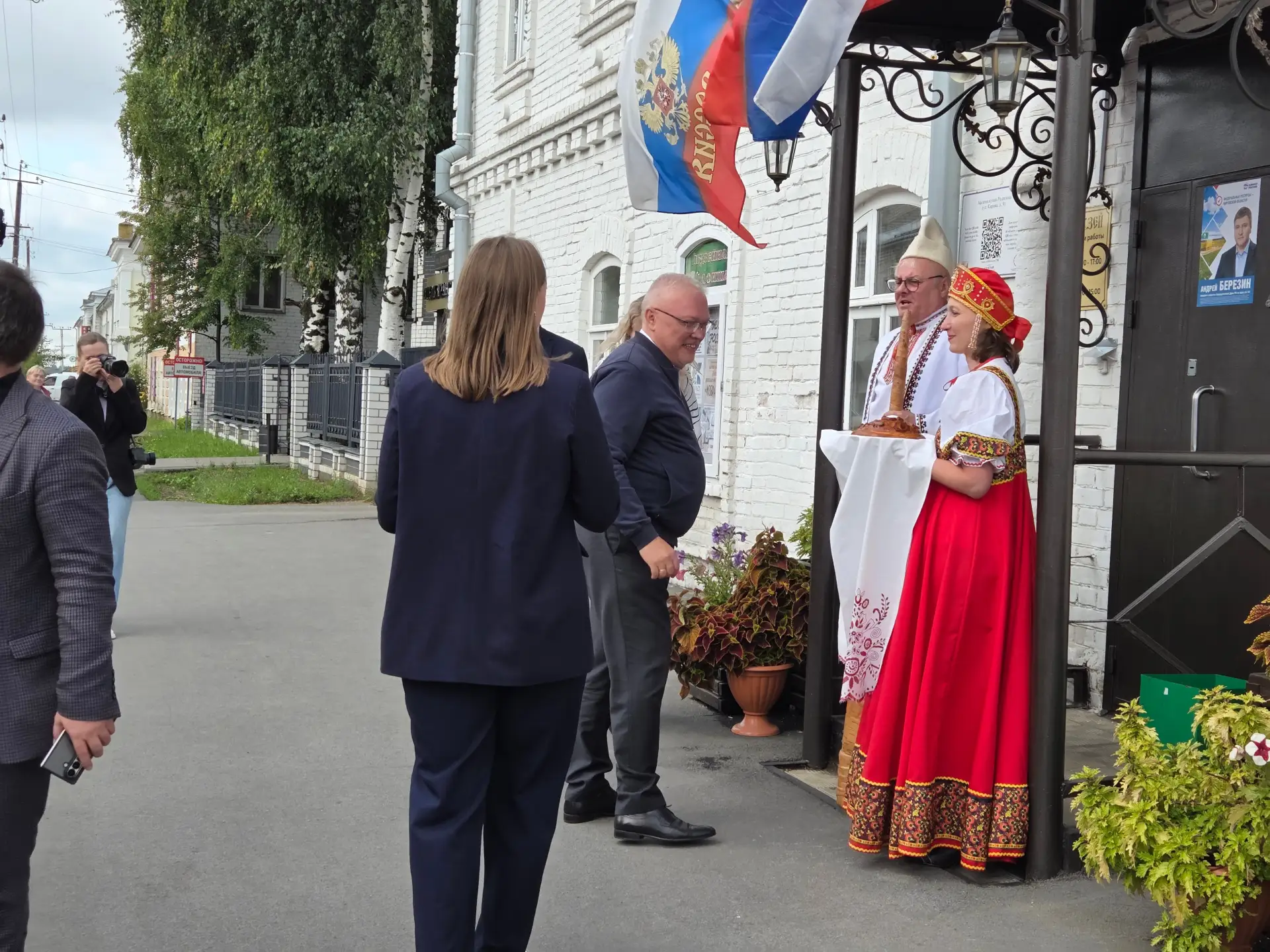 Губернатор Кировской области Соколов А.В. посетил Яранский краеведческий музей. Для нег...