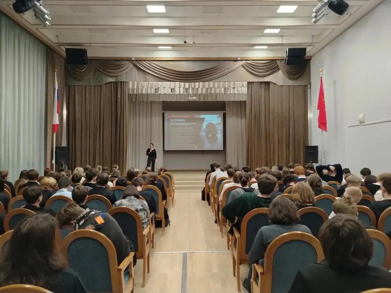 🎓3 сентября 2026 года в Малоохтинском колледже прошла акция «Давай к нам!»: специалист...
