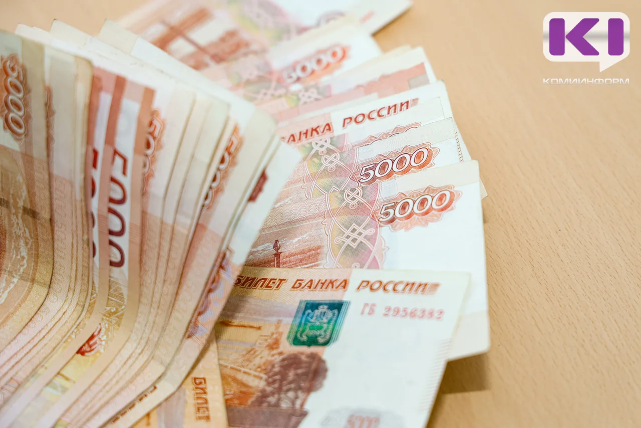 В июле среднемесячная зарплата в Коми составила более 104 тысяч рублей