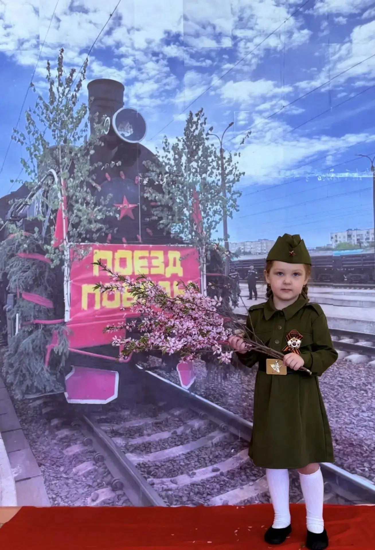 ✨ Во второй младшей группе уже второй год подряд проходит традиционная праздничная фото...