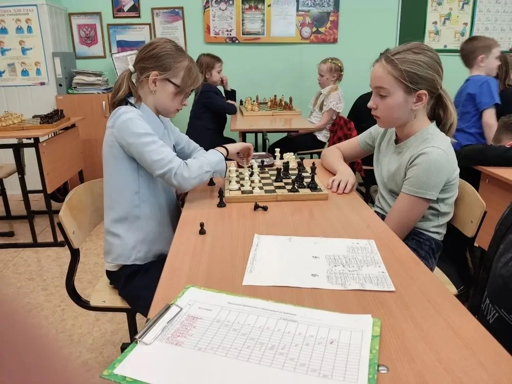 ♟️С 4 по 8 мая в Лицее № 5 проходил Открытый шахматный турнир, посвящённый Дню Победы.  🌟 В интеллек