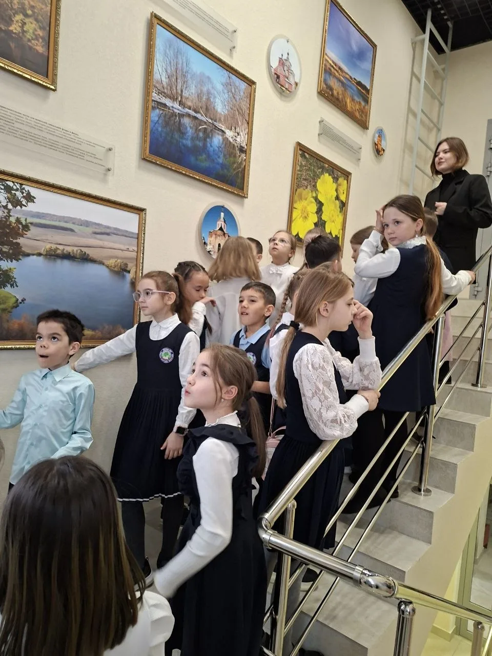 Сегодня 2 «Г» класс побывал в Краеведческом музее Высокогорского района! 🏛️ Ребята узнали о традиция