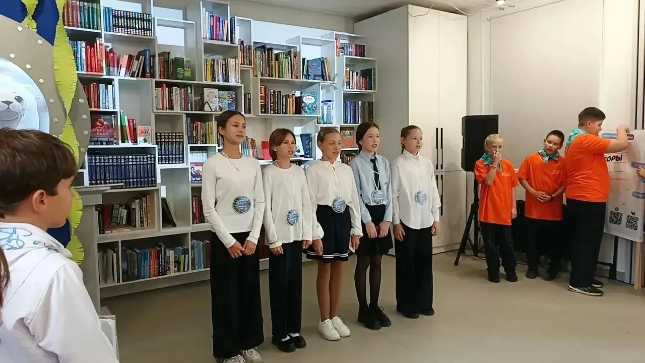 Сегодня, ученицы 6 «А» класса приняли участие в увлекательном эко-квесте #ЖивунаБайкале...